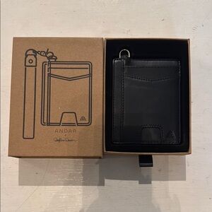 Andar Black Leather Wallet